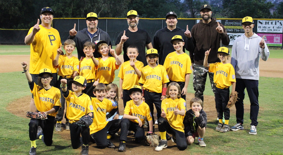 Pirates Win 6 in a row to take AA title!